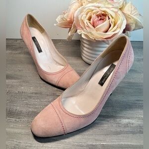 Sergio Rossi Pink Suede heels size 36.5/US6 $390